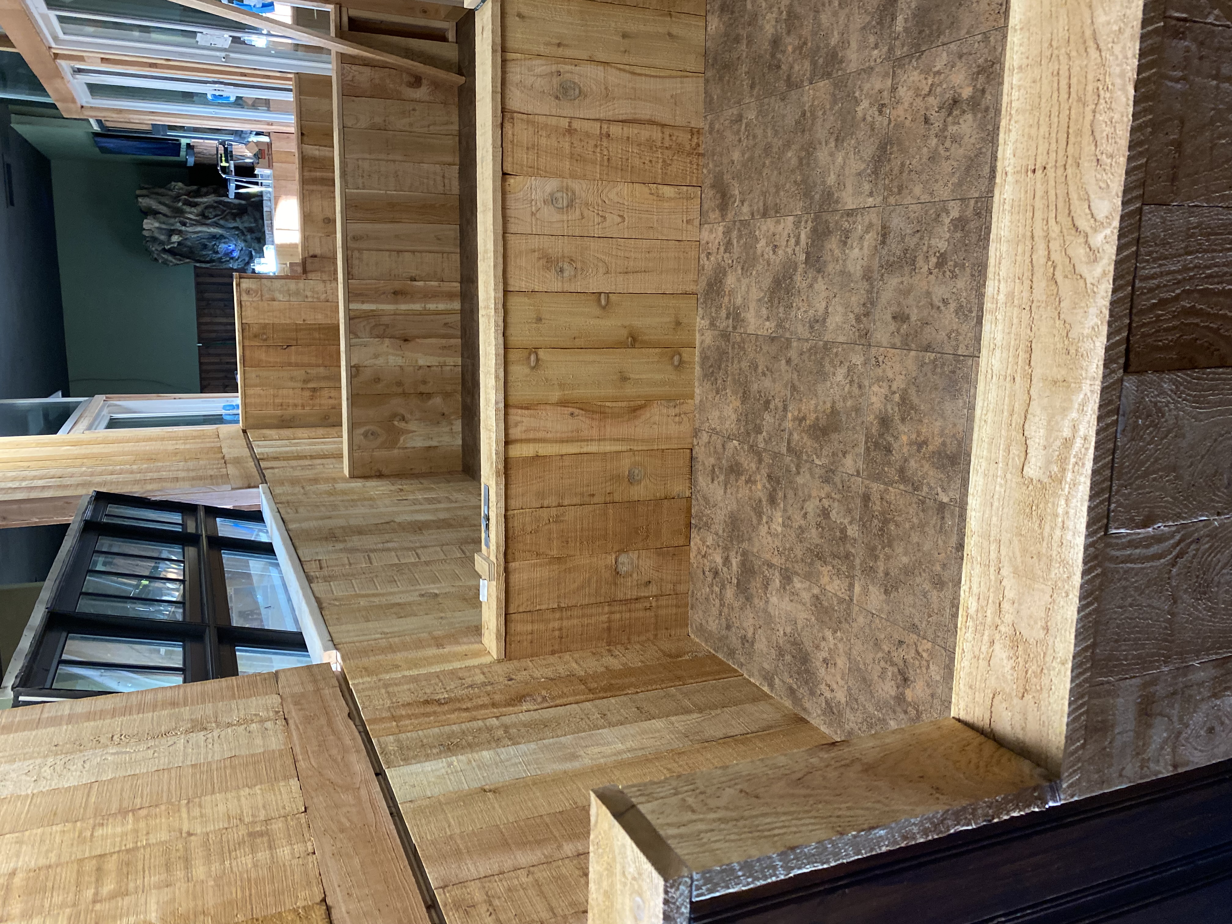 Inside construction (2)